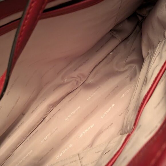 O2 MICHAEL KORS Cranberry Large Tote (NWOT) - Picture 9 of 10